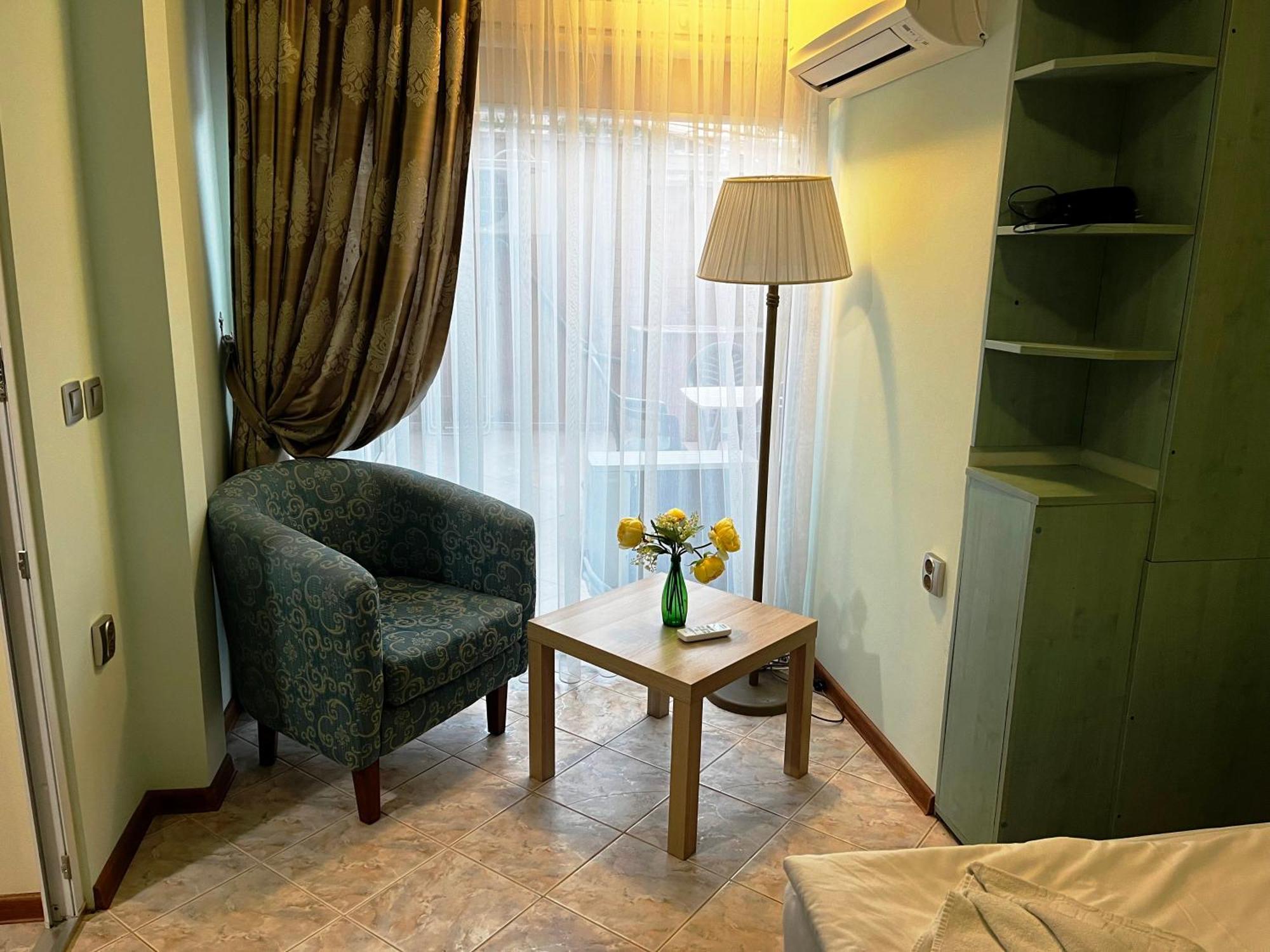 Green Central Apartment Варна Екстериор снимка
